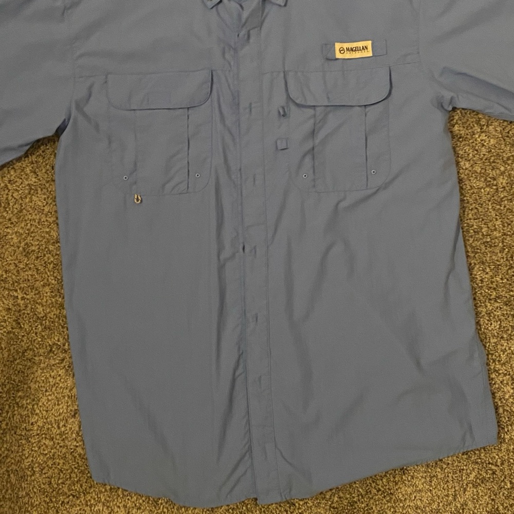 Magellan Outdoors Blue Button-Up Shirt B1-18